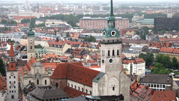 Петерскирхе церковь в Мюнхене