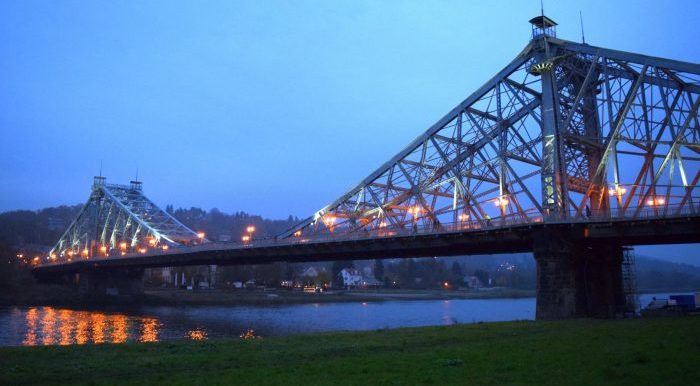 Лошвицкий мост в Дрездене